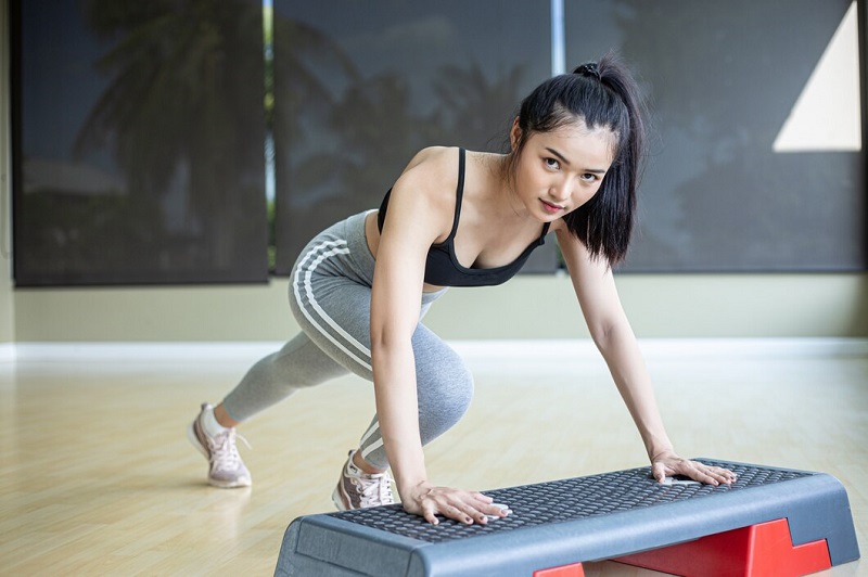 Step-by-Step Guide to Performing Pilates Push Up
